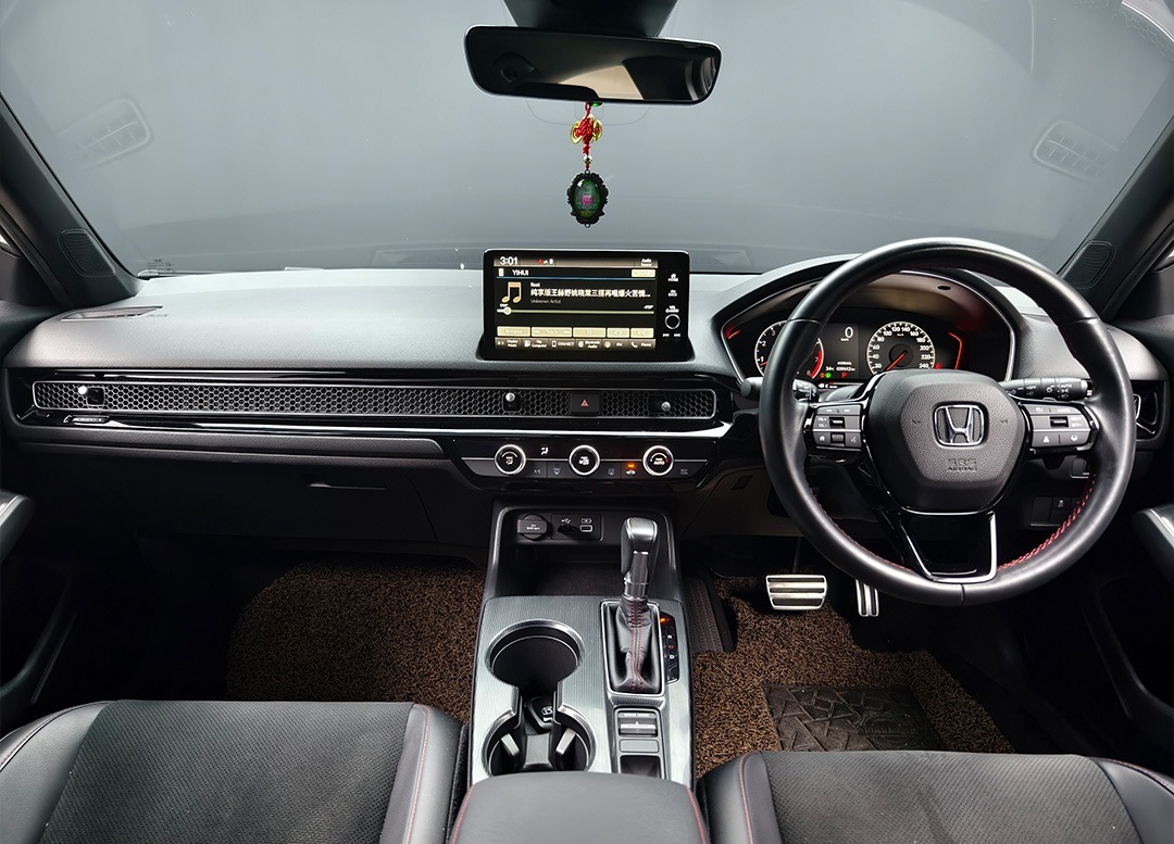 WhatsApp Image 2025-10-28 at 13.09.46