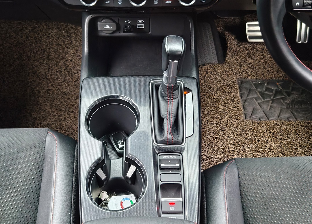 WhatsApp Image 2025-10-28 at 13.09.46 (1)