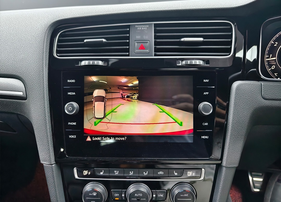 WhatsApp Image 2025-10-29 at 09.18.32 (2)