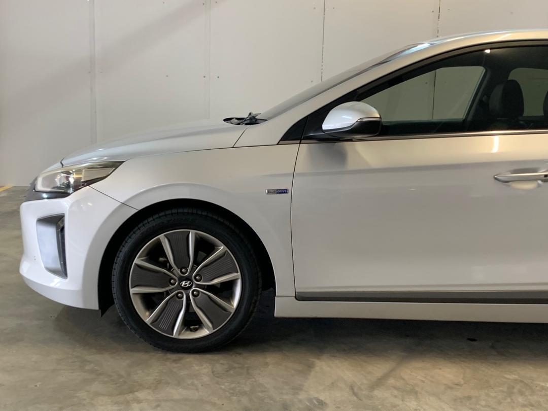 WhatsApp Image 2025-10-29 at 17.24.01 (2)