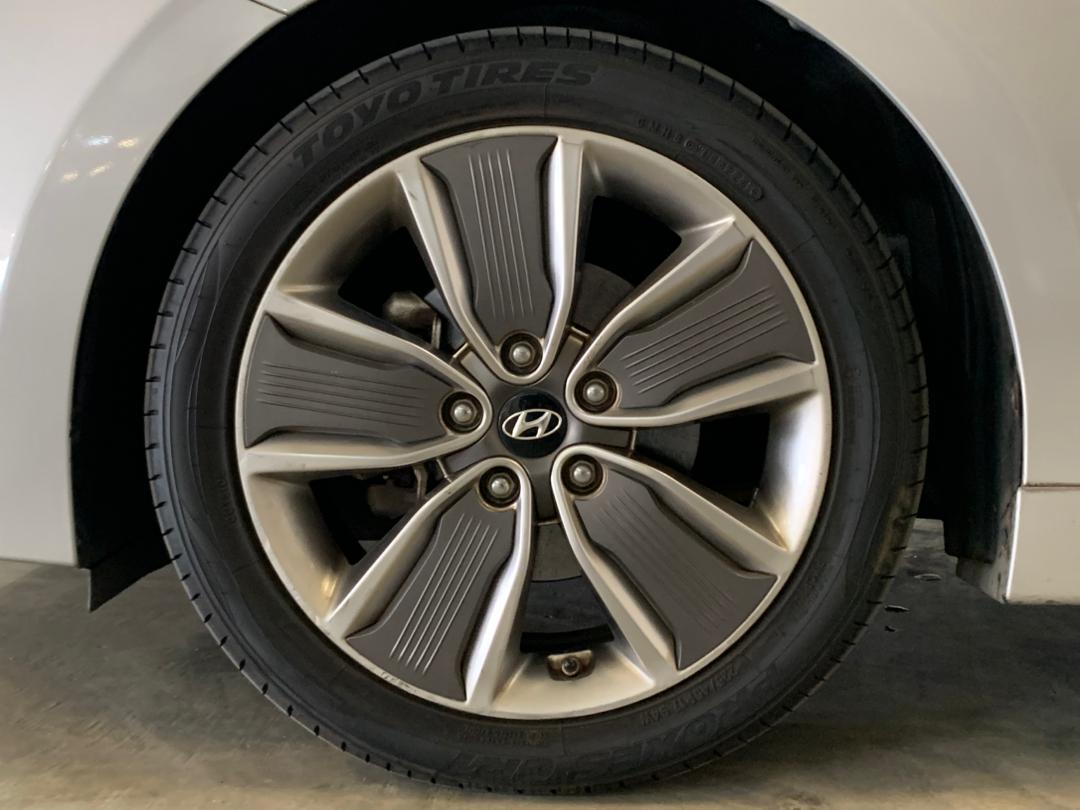 WhatsApp Image 2025-10-29 at 17.24.02