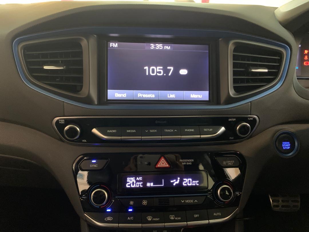 WhatsApp Image 2025-10-29 at 17.24.05