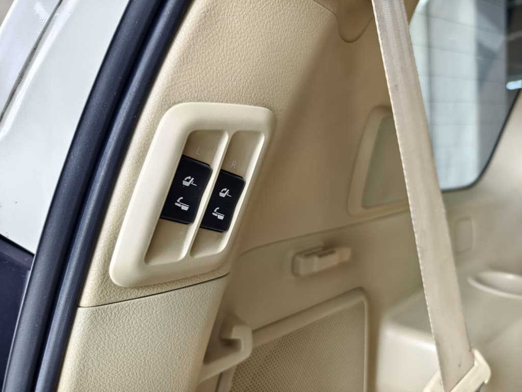 WhatsApp Image 2025-10-31 at 09.47.30 (2)