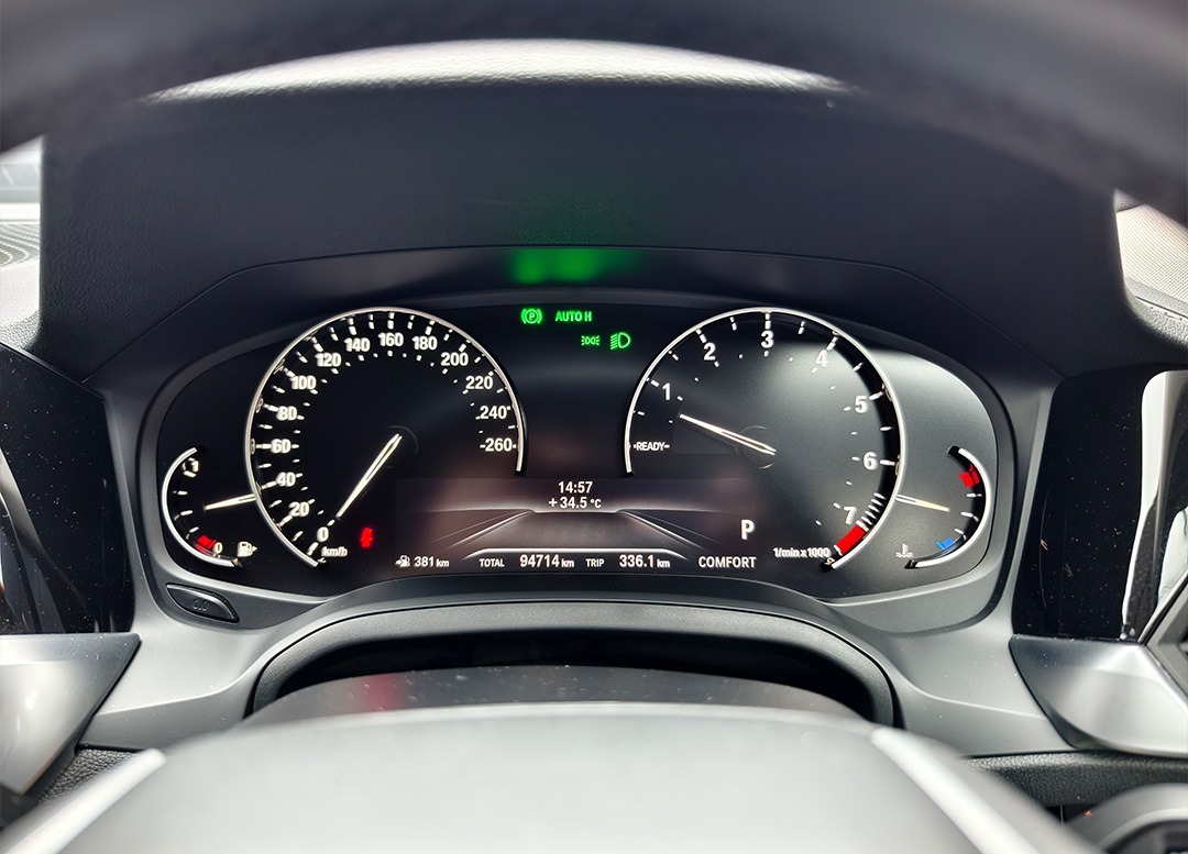 WhatsApp Image 2025-10-31 at 09.48.03 (2)