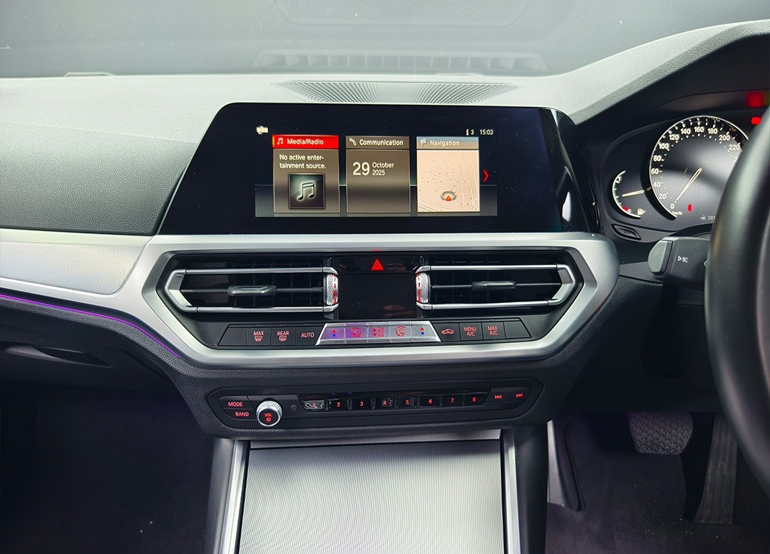 WhatsApp Image 2025-10-31 at 09.48.03