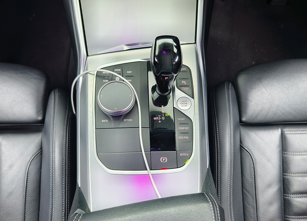 WhatsApp Image 2025-10-31 at 09.48.02 (1)