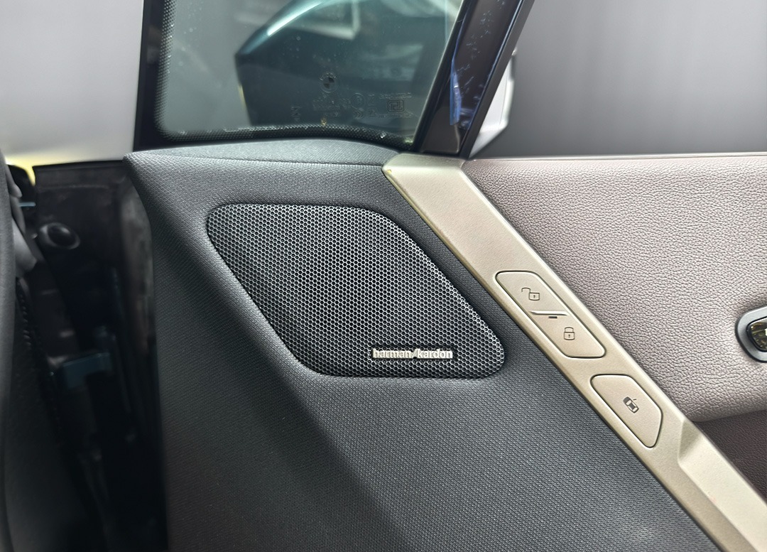 WhatsApp Image 2025-10-31 at 09.45.22 (2)