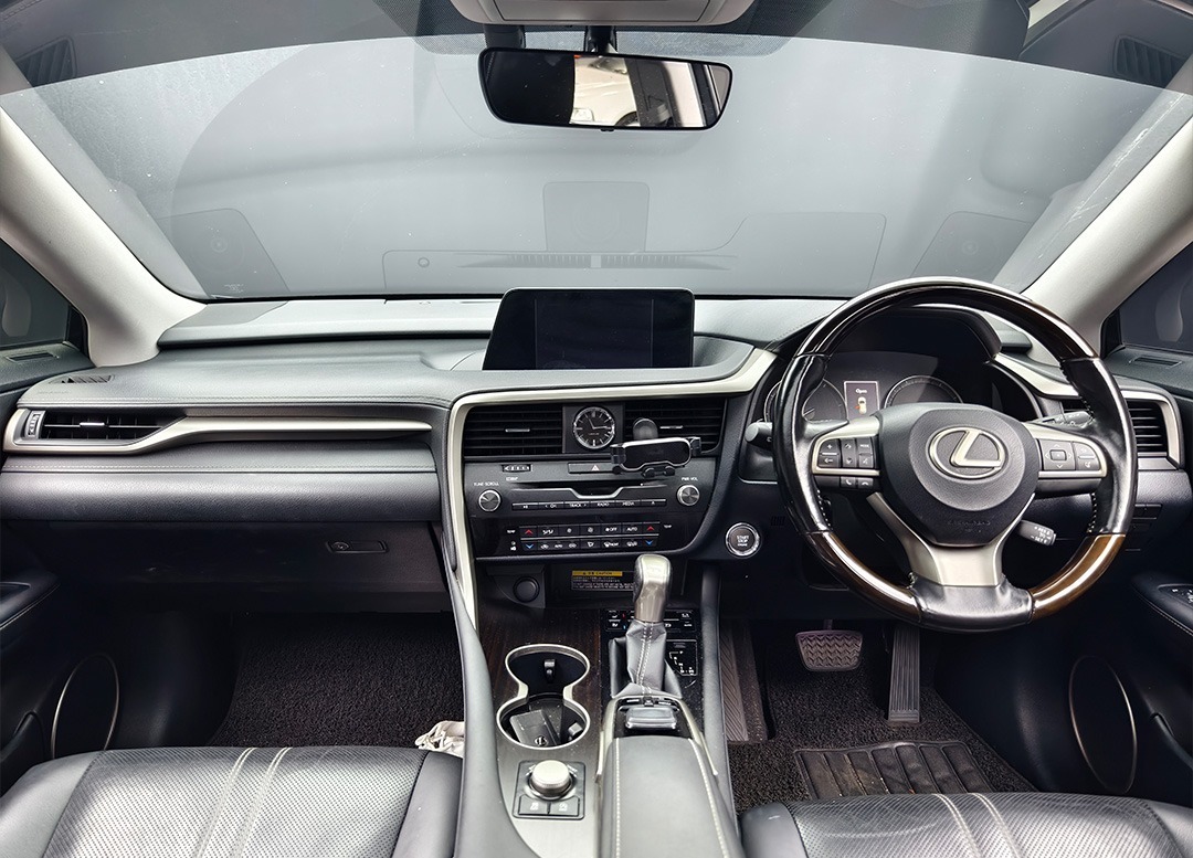 WhatsApp Image 2025-10-31 at 09.46.52