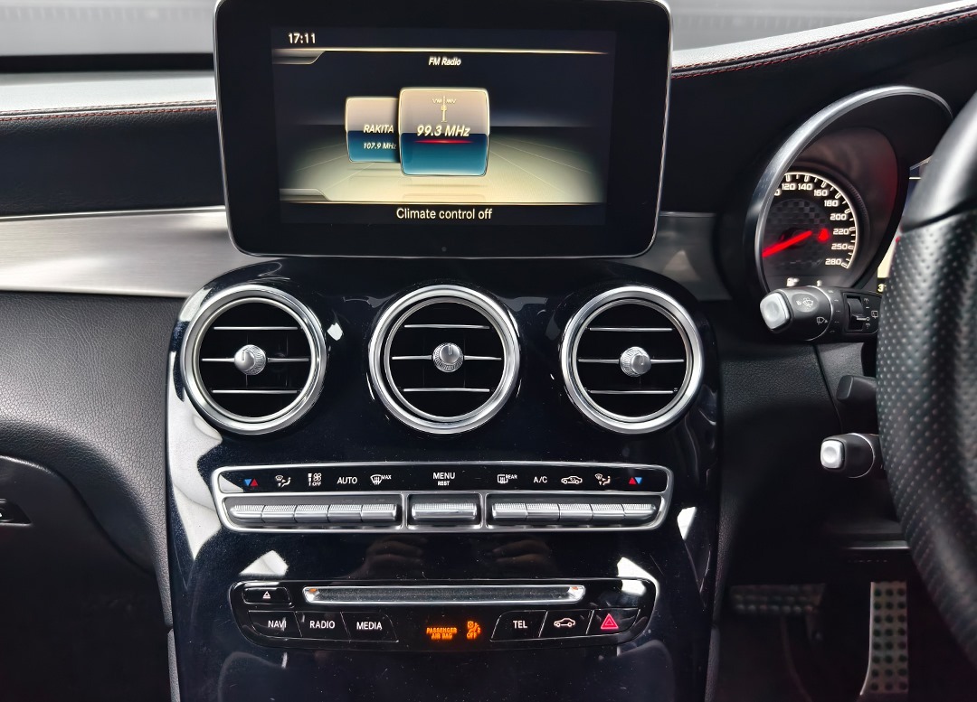 WhatsApp Image 2025-11-03 at 09.08.22 (1)