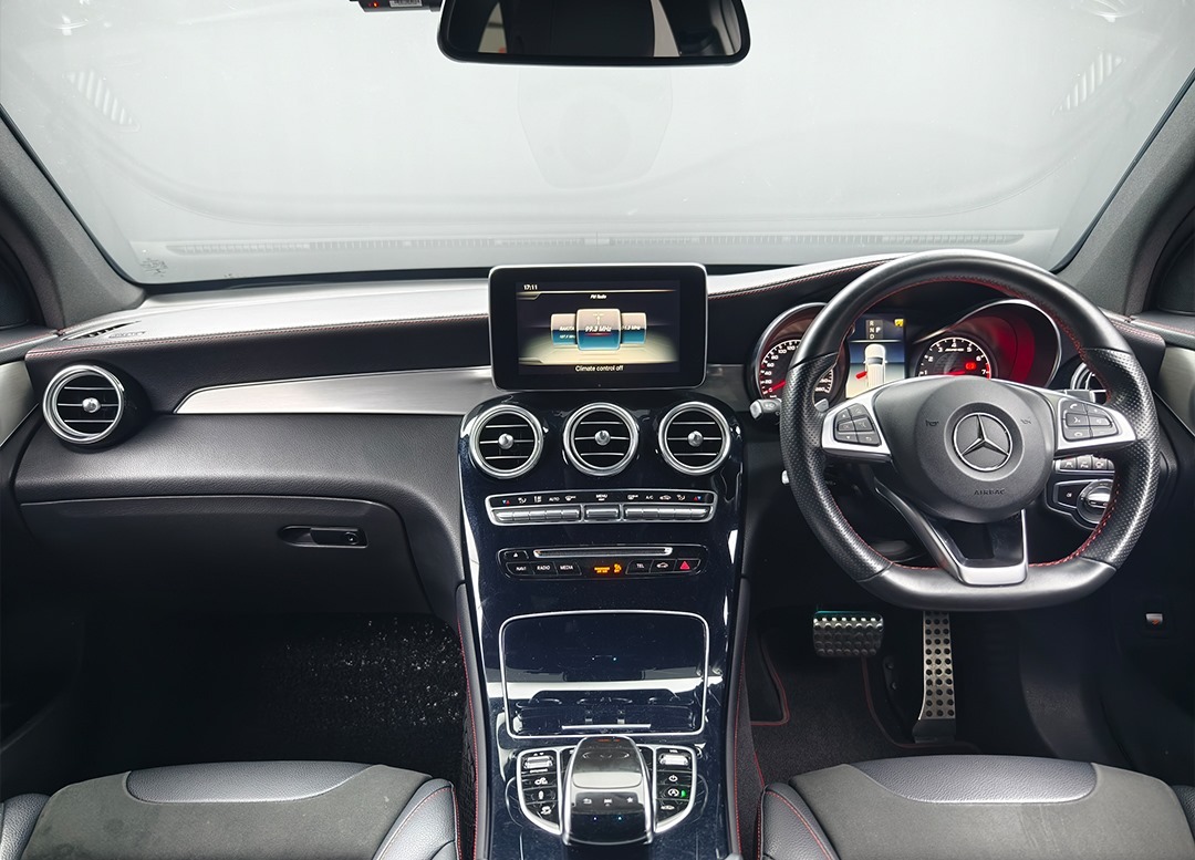 WhatsApp Image 2025-11-03 at 09.08.22