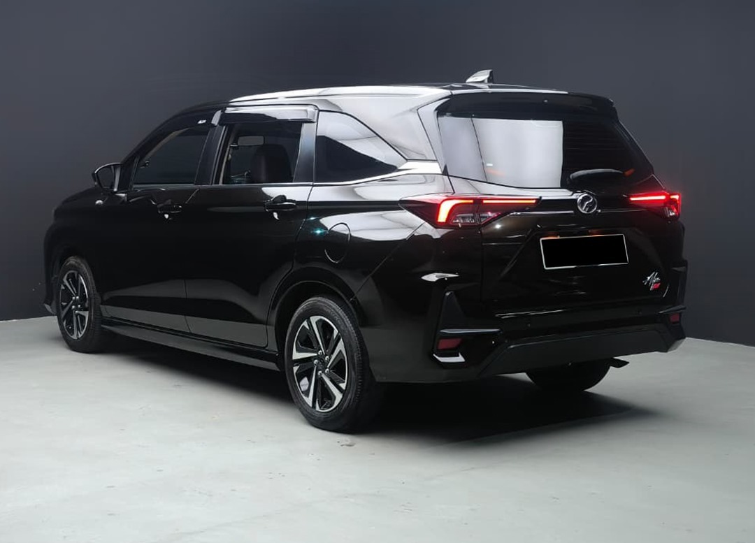 WhatsApp Image 2025-11-04 at 09.54.33 (1)