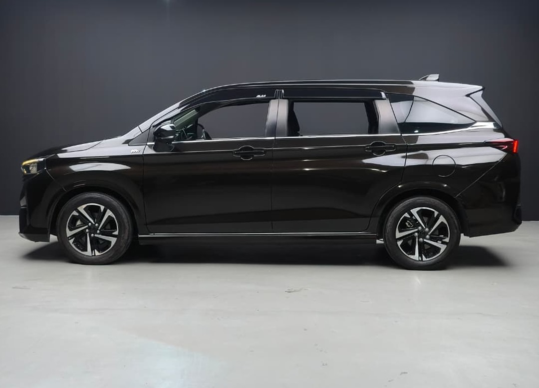 WhatsApp Image 2025-11-04 at 09.54.34 (2)