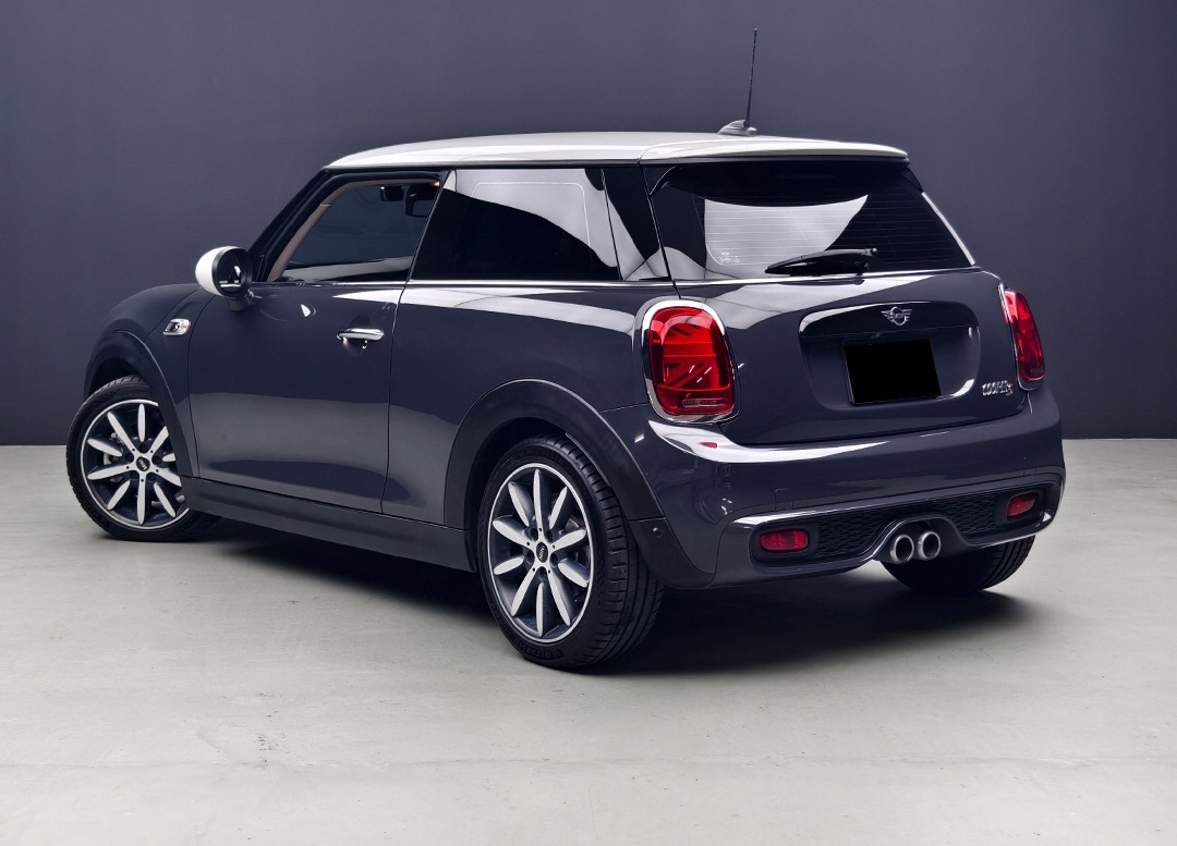 WhatsApp Image 2025-11-04 at 09.53.35 (1)