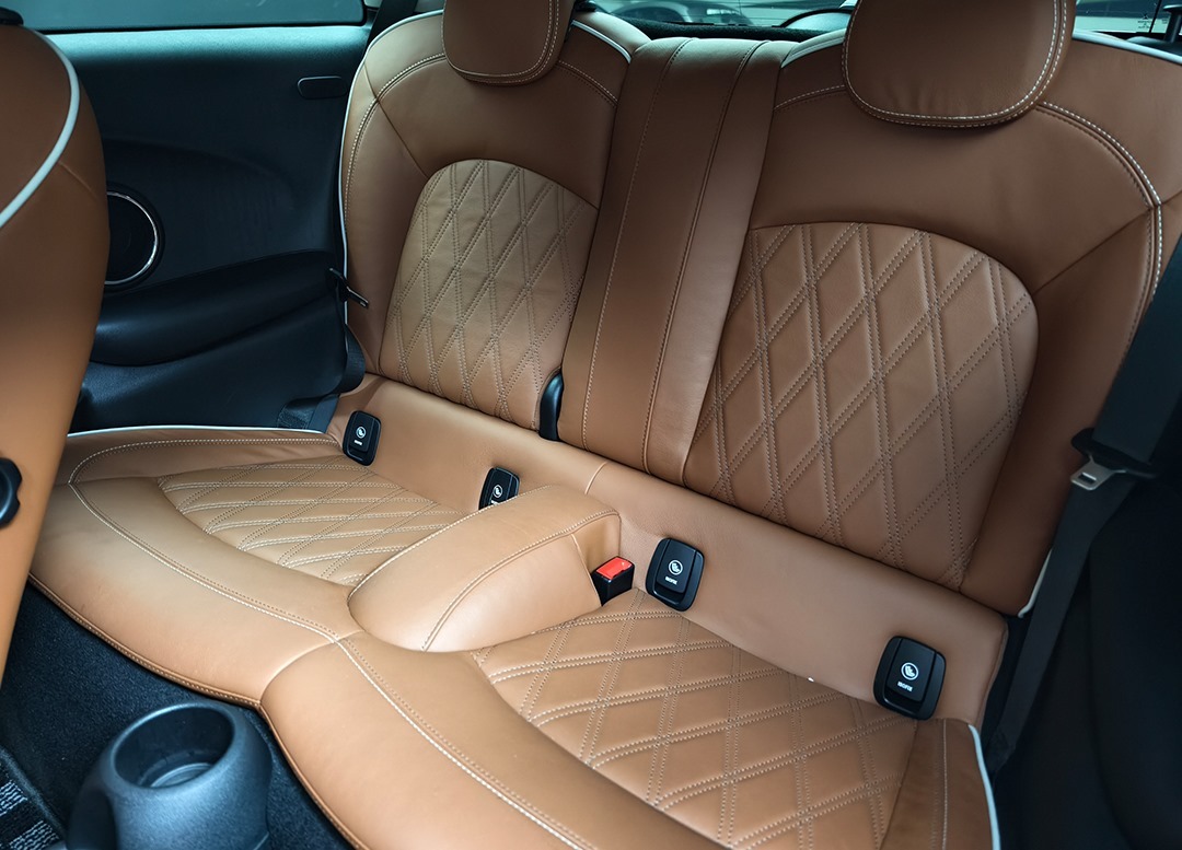 WhatsApp Image 2025-11-04 at 09.53.39 (1)