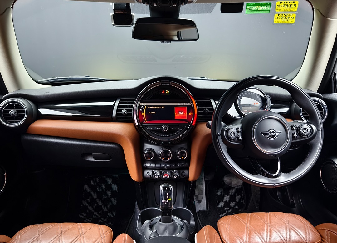 WhatsApp Image 2025-11-04 at 09.53.37