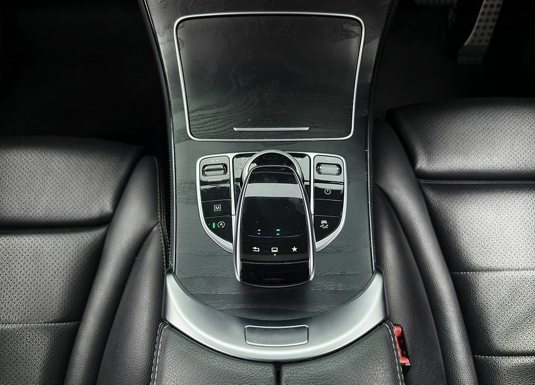 WhatsApp Image 2025-11-04 at 09.52.48 (1)