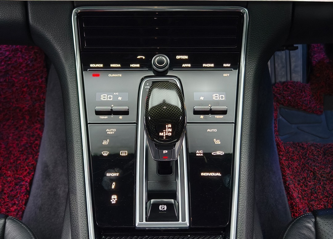 WhatsApp Image 2025-11-04 at 09.55.13