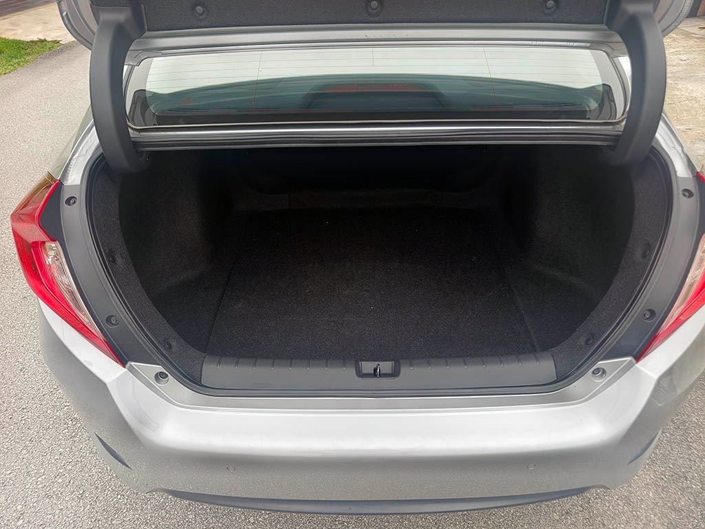 WhatsApp Image 2025-11-05 at 10.38.50 (1)