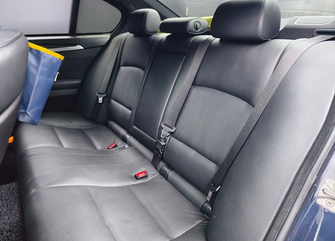 WhatsApp Image 2025-11-07 at 11.30.55 (1)