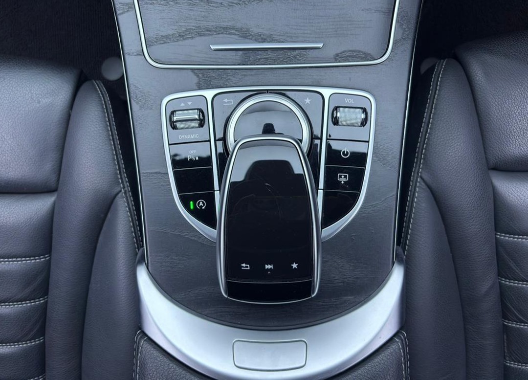 WhatsApp Image 2025-11-07 at 11.54.02 (1)