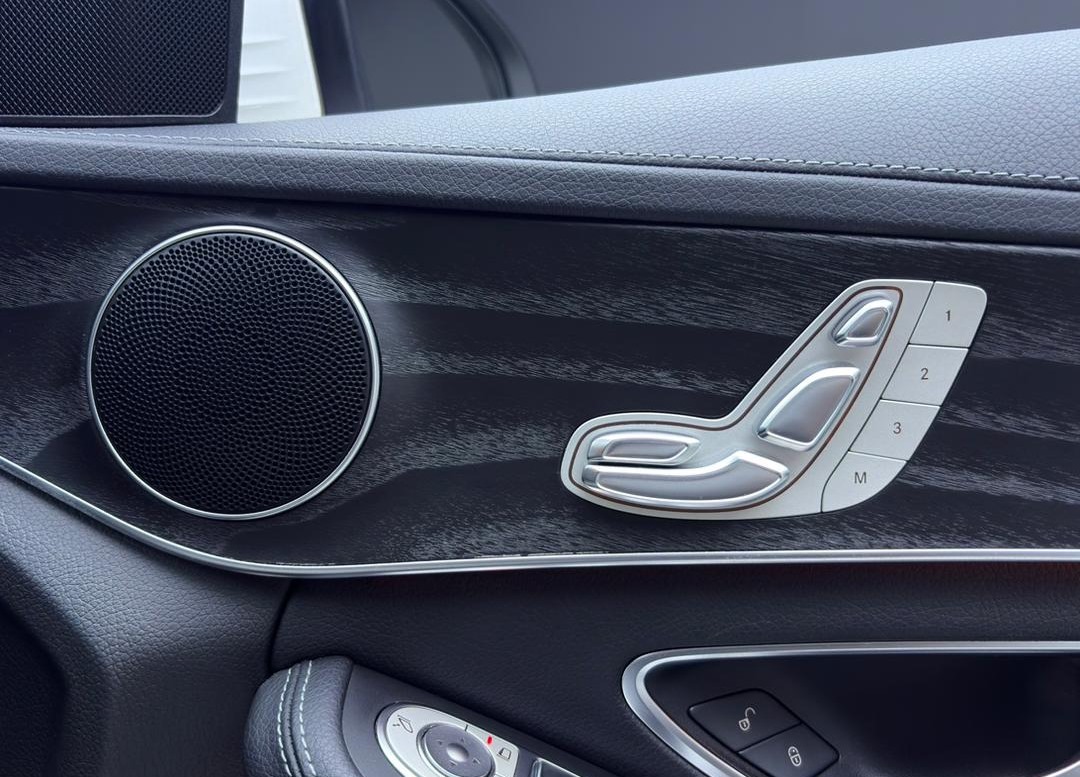 WhatsApp Image 2025-11-07 at 11.54.04 (2)