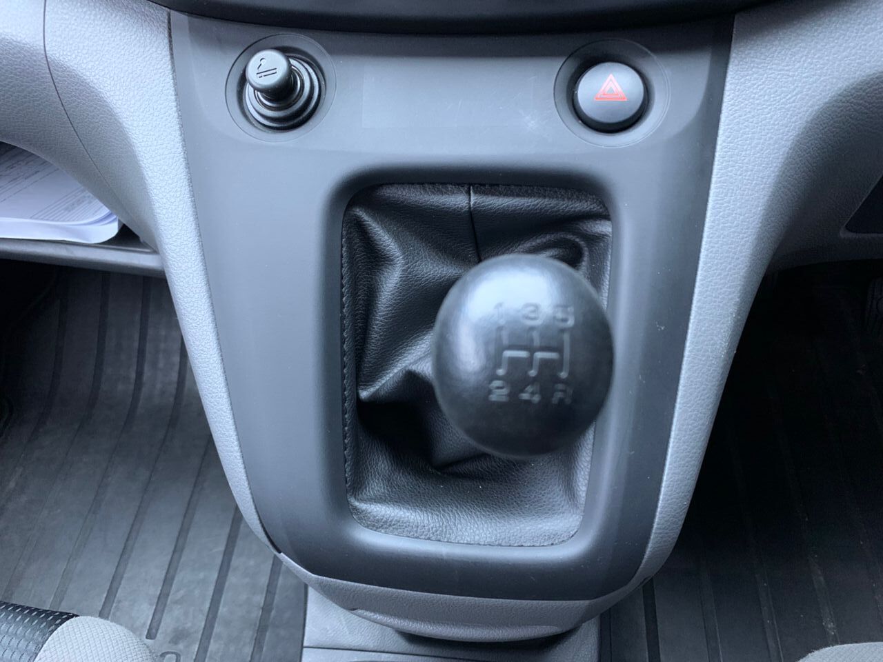 WhatsApp Image 2025-11-11 at 16.52.45 (1)