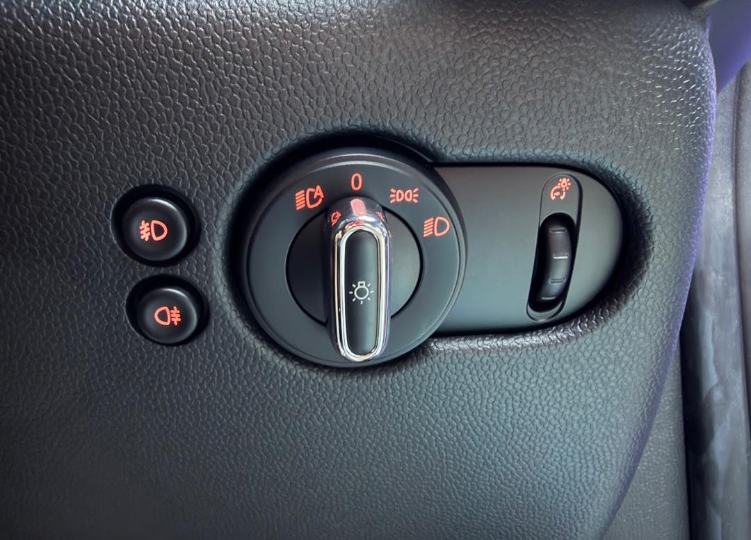 WhatsApp Image 2025-11-12 at 08.06.22