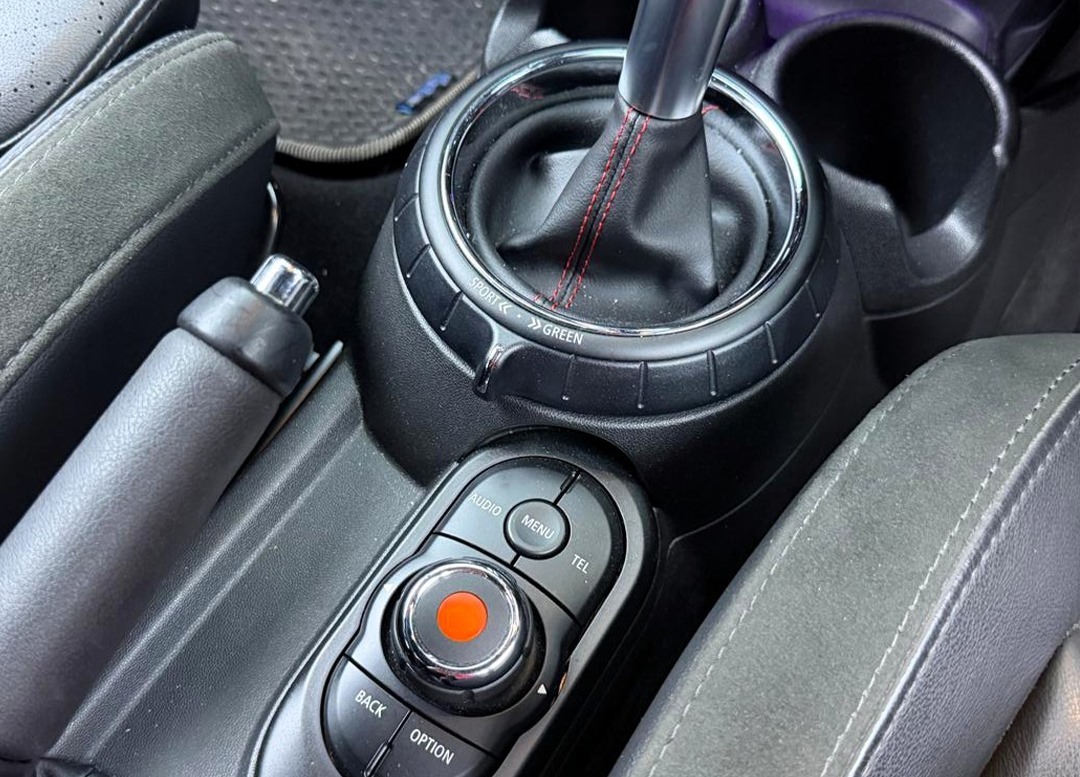 WhatsApp Image 2025-11-12 at 08.06.20 (2)