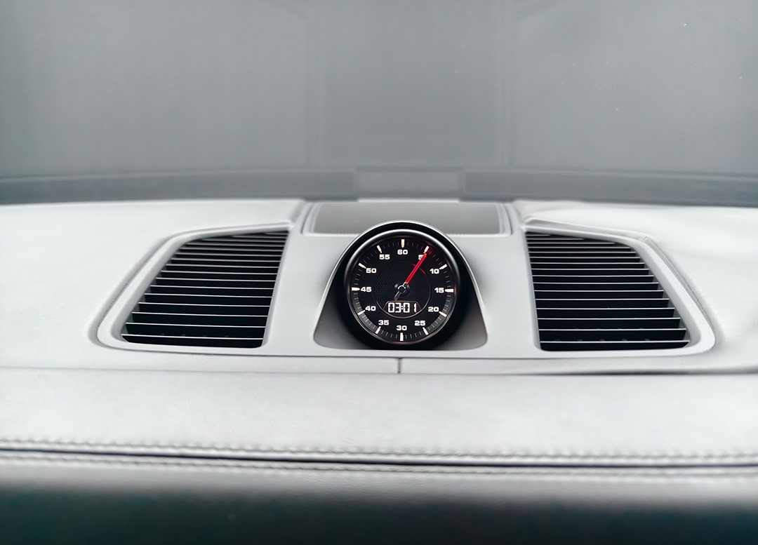 WhatsApp Image 2025-11-15 at 09.11.26 (1)