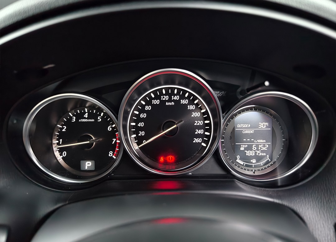 WhatsApp Image 2025-11-15 at 09.10.45 (1)