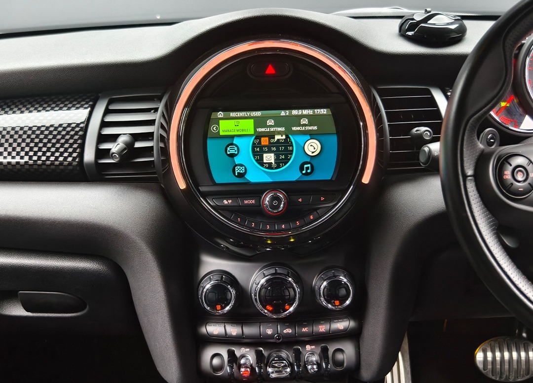 WhatsApp Image 2025-11-15 at 09.08.43 (1)