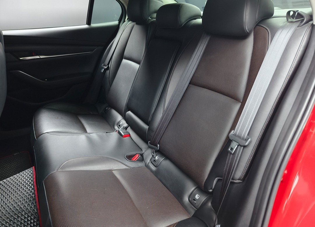 WhatsApp Image 2025-11-15 at 09.07.31 (2)