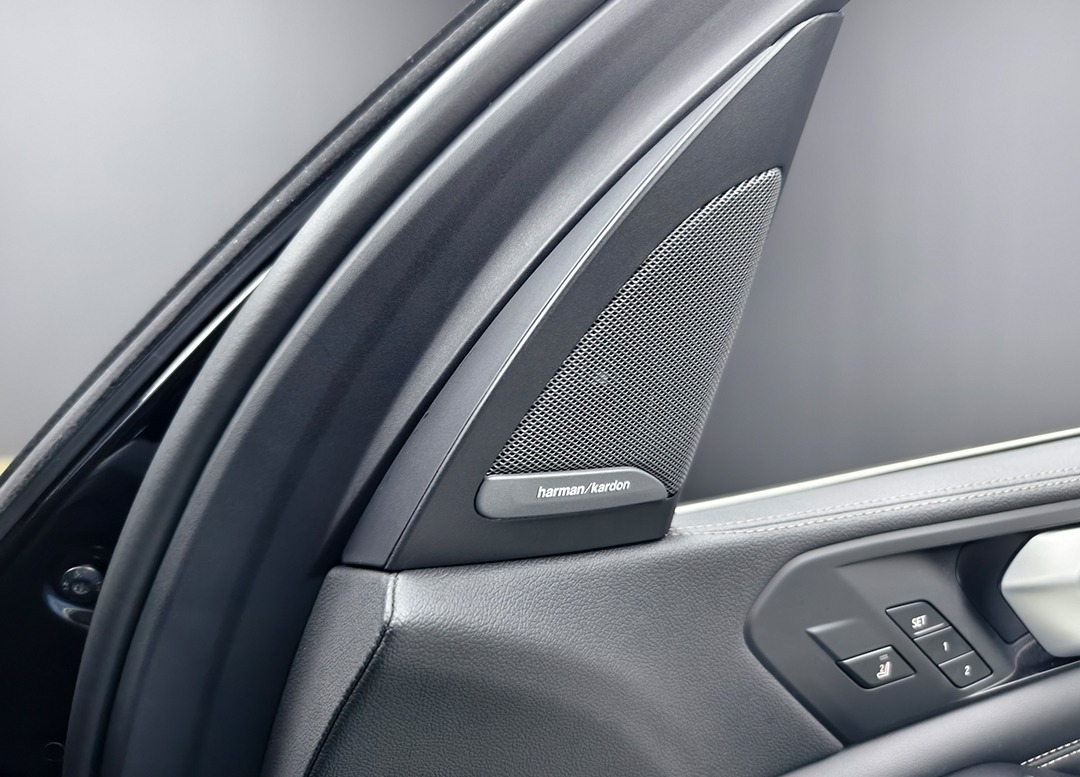 WhatsApp Image 2025-11-15 at 09.06.51 (2)