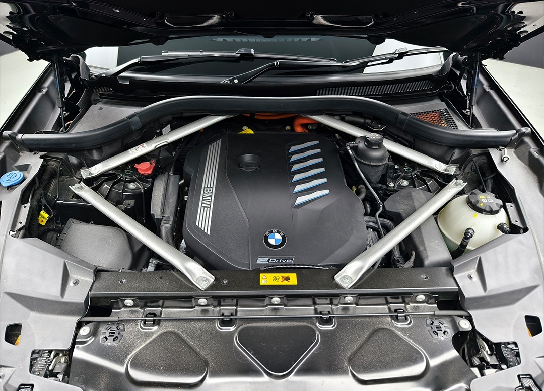 WhatsApp Image 2025-11-15 at 09.06.53