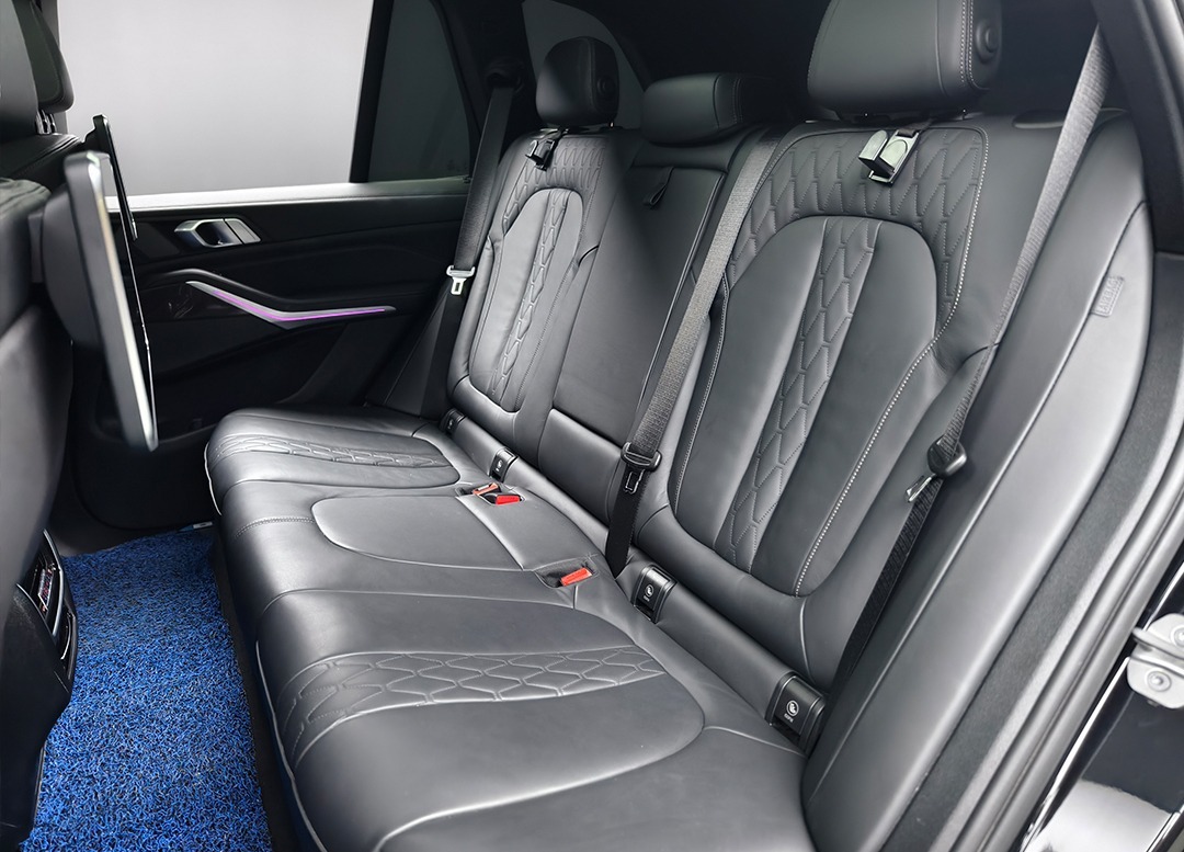 WhatsApp Image 2025-11-15 at 09.06.52 (2)