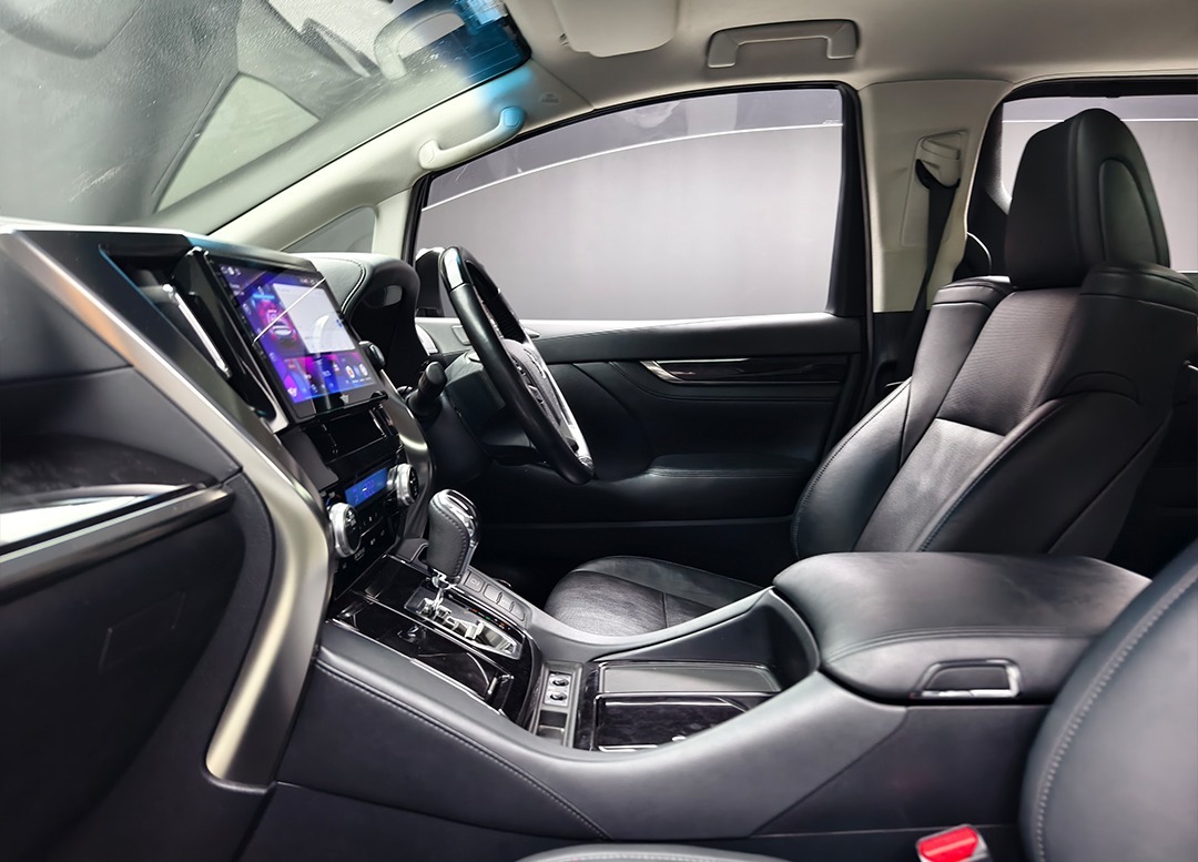 WhatsApp Image 2025-11-15 at 09.06.15