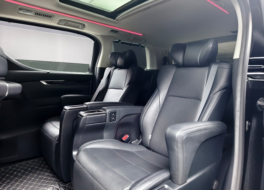 WhatsApp Image 2025-11-15 at 09.06.15 (1)