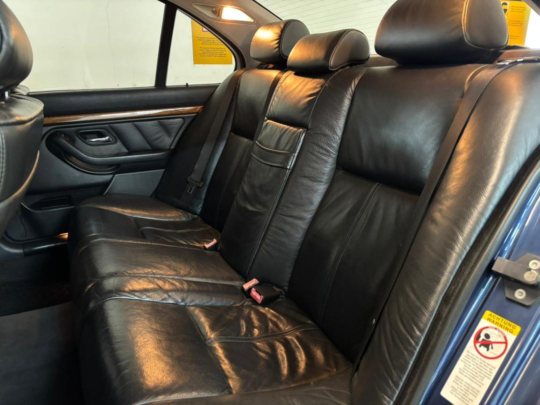 WhatsApp Image 2025-11-19 at 16.04.33