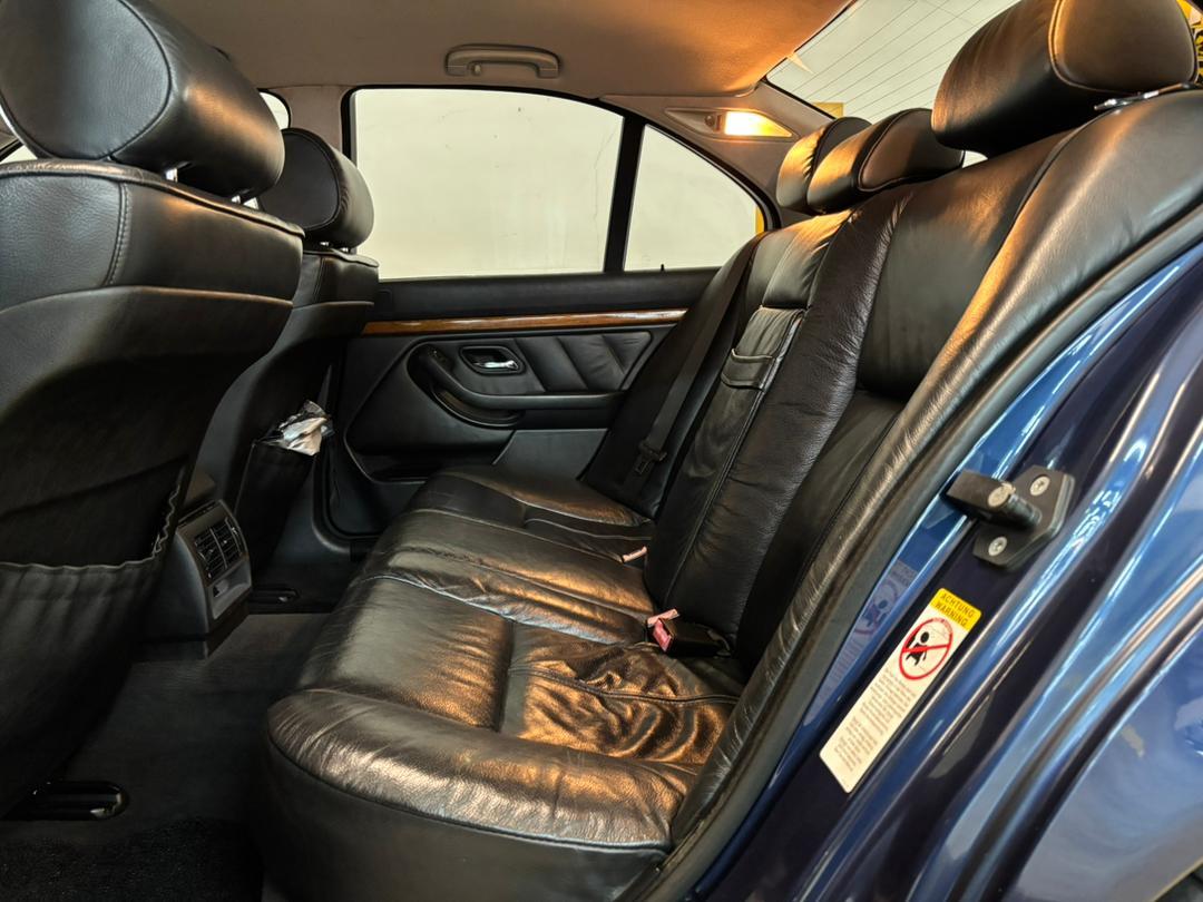 WhatsApp Image 2025-11-19 at 16.04.32 (2)