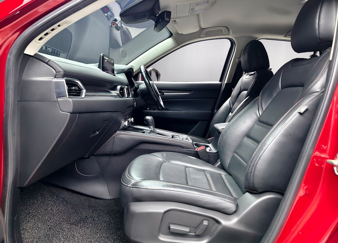 WhatsApp Image 2025-11-18 at 08.16.34