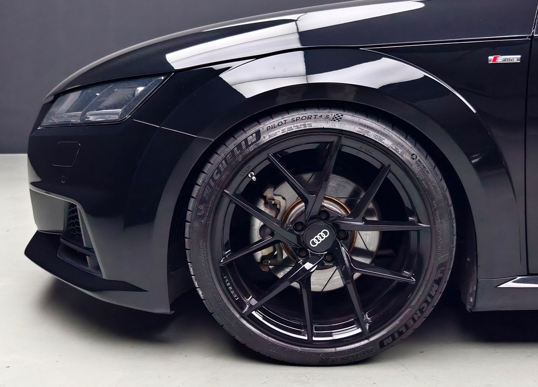 WhatsApp Image 2025-11-18 at 08.14.49