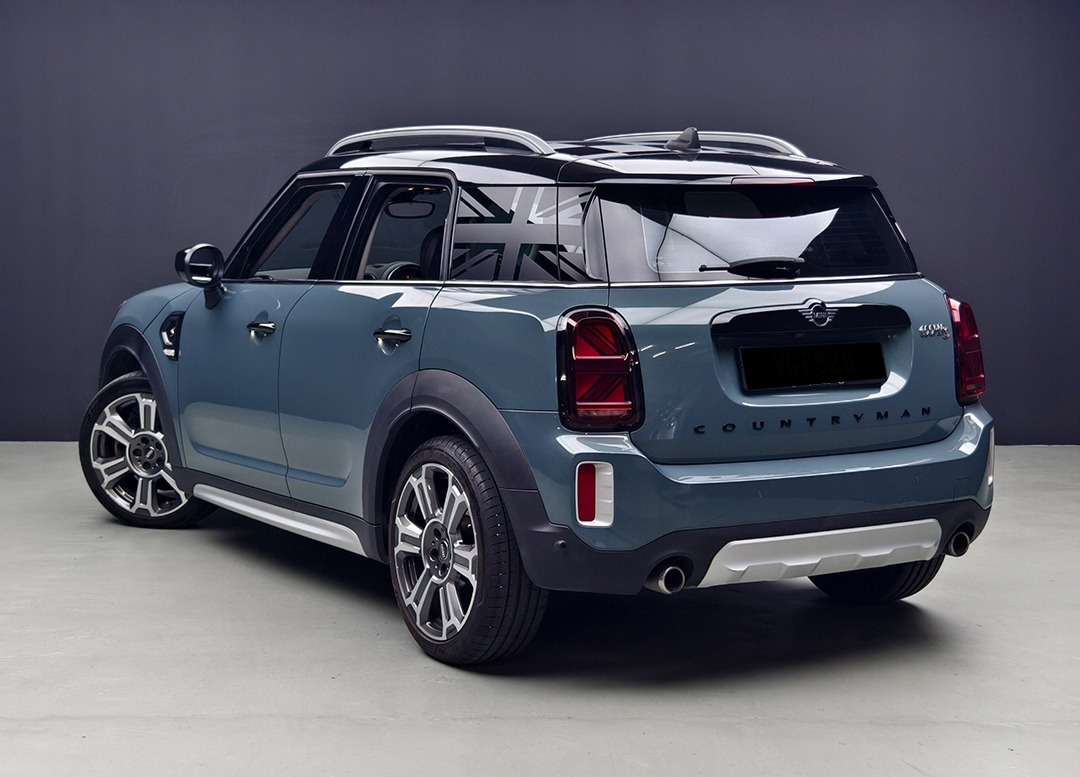 WhatsApp Image 2025-11-20 at 09.01.00 (1)