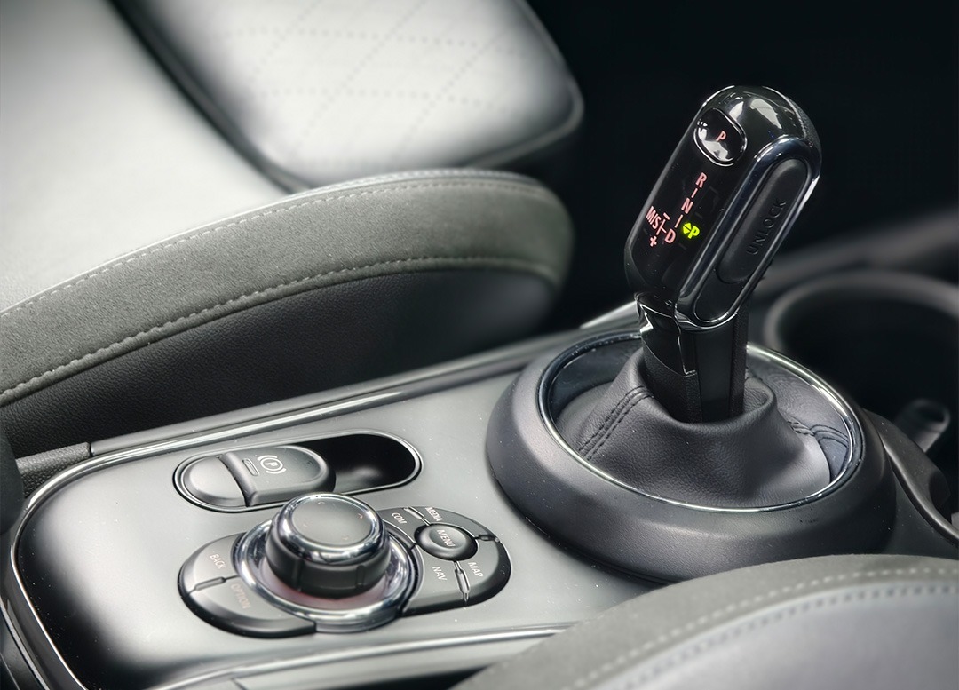 WhatsApp Image 2025-11-20 at 09.01.04