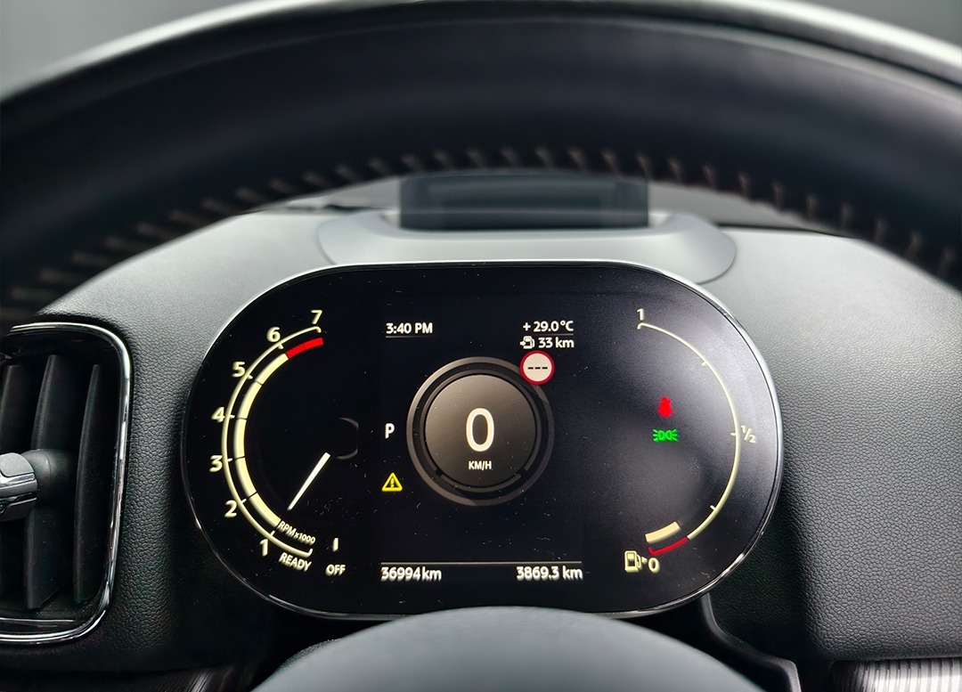 WhatsApp Image 2025-11-20 at 09.01.03 (2)