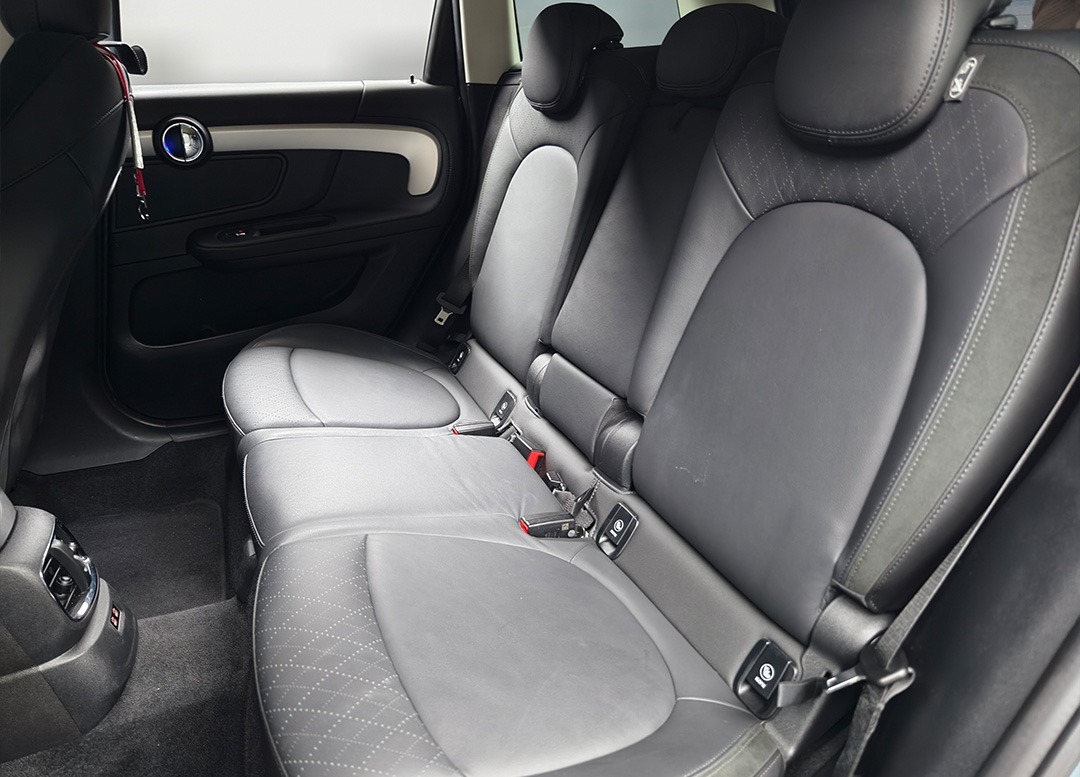 WhatsApp Image 2025-11-20 at 09.01.05 (2)