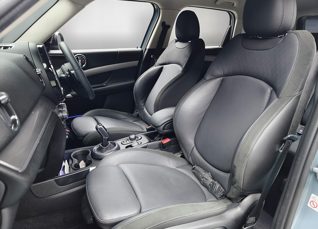 WhatsApp Image 2025-11-20 at 09.01.05