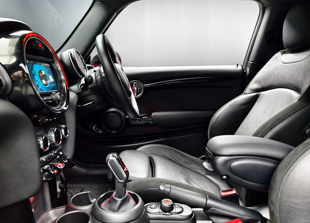 WhatsApp Image 2025-11-20 at 09.08.49