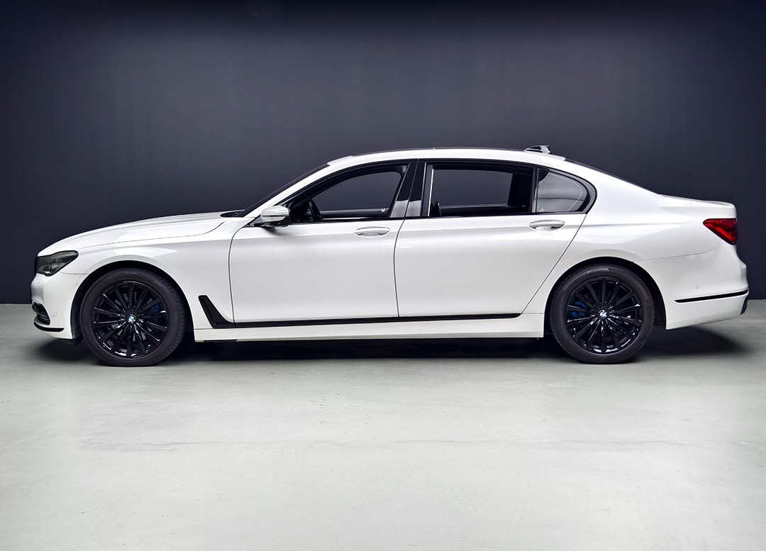 WhatsApp Image 2025-11-20 at 09.01.45