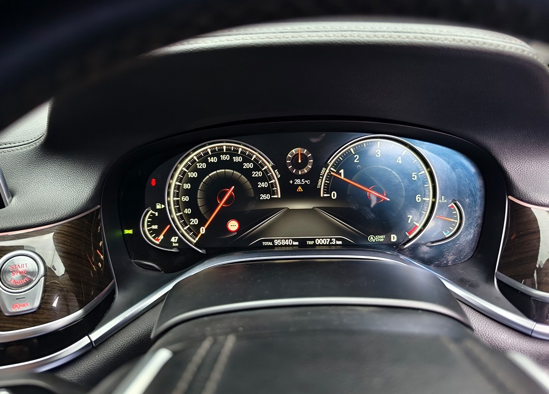 WhatsApp Image 2025-11-20 at 09.01.47 (2)