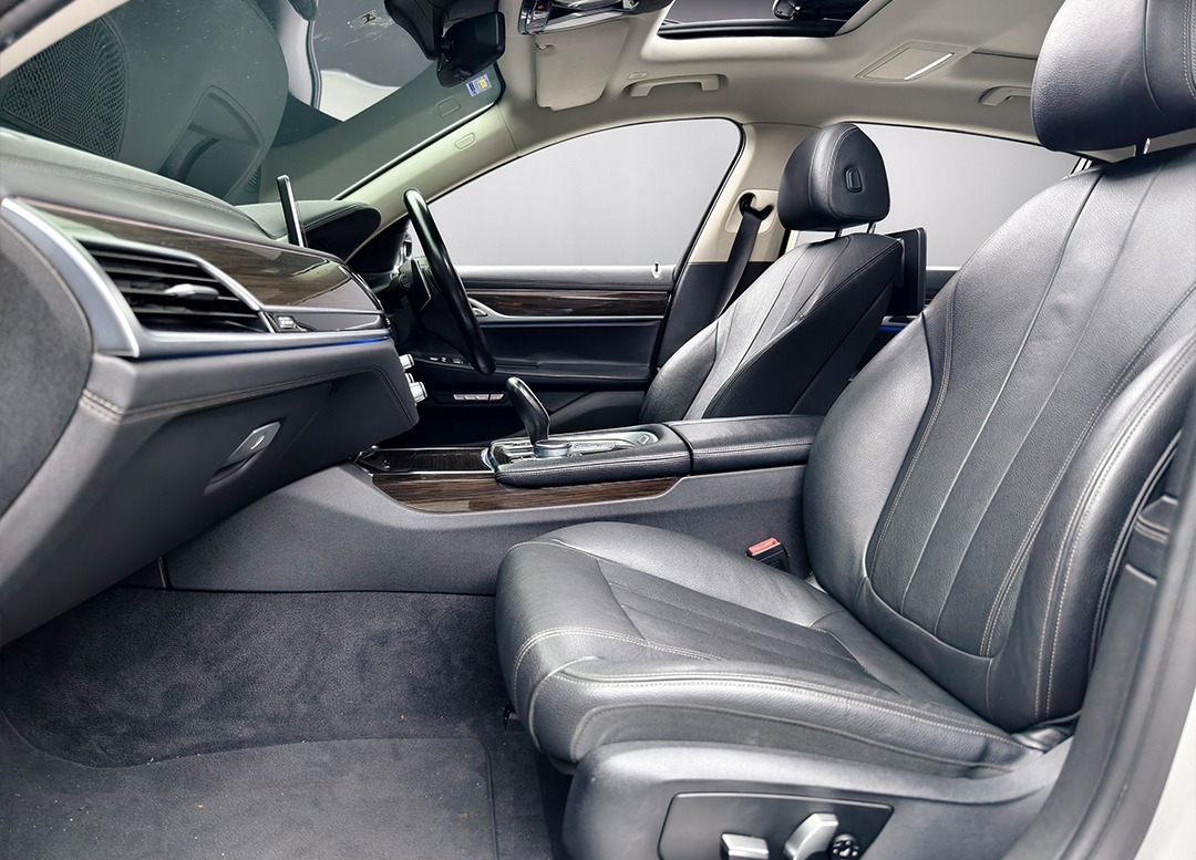 WhatsApp Image 2025-11-20 at 09.01.48